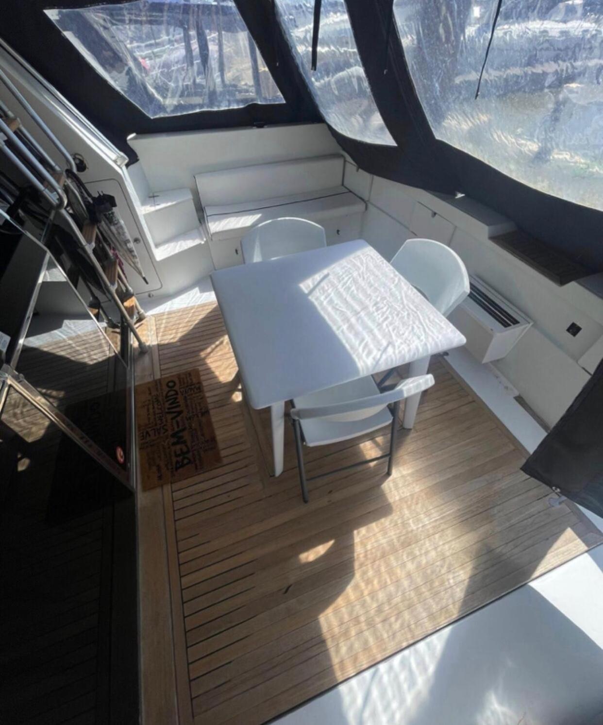 Hotel Beautiful And Magnific Yacht Lisbona Esterno foto